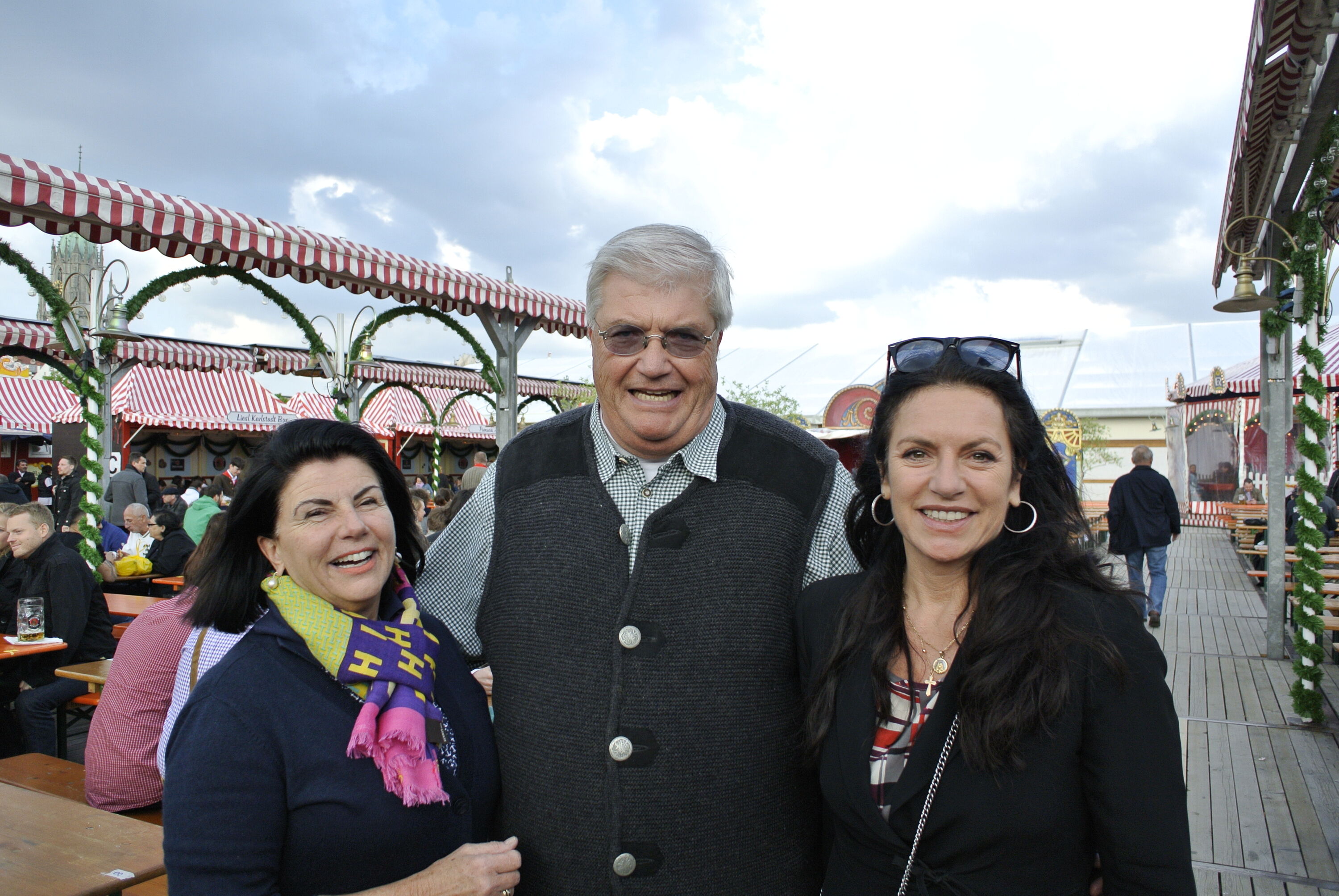 Frühlingsfest-Veranstalter Edmund Radlinger, Gaby Büchl und Christine Neubauer.