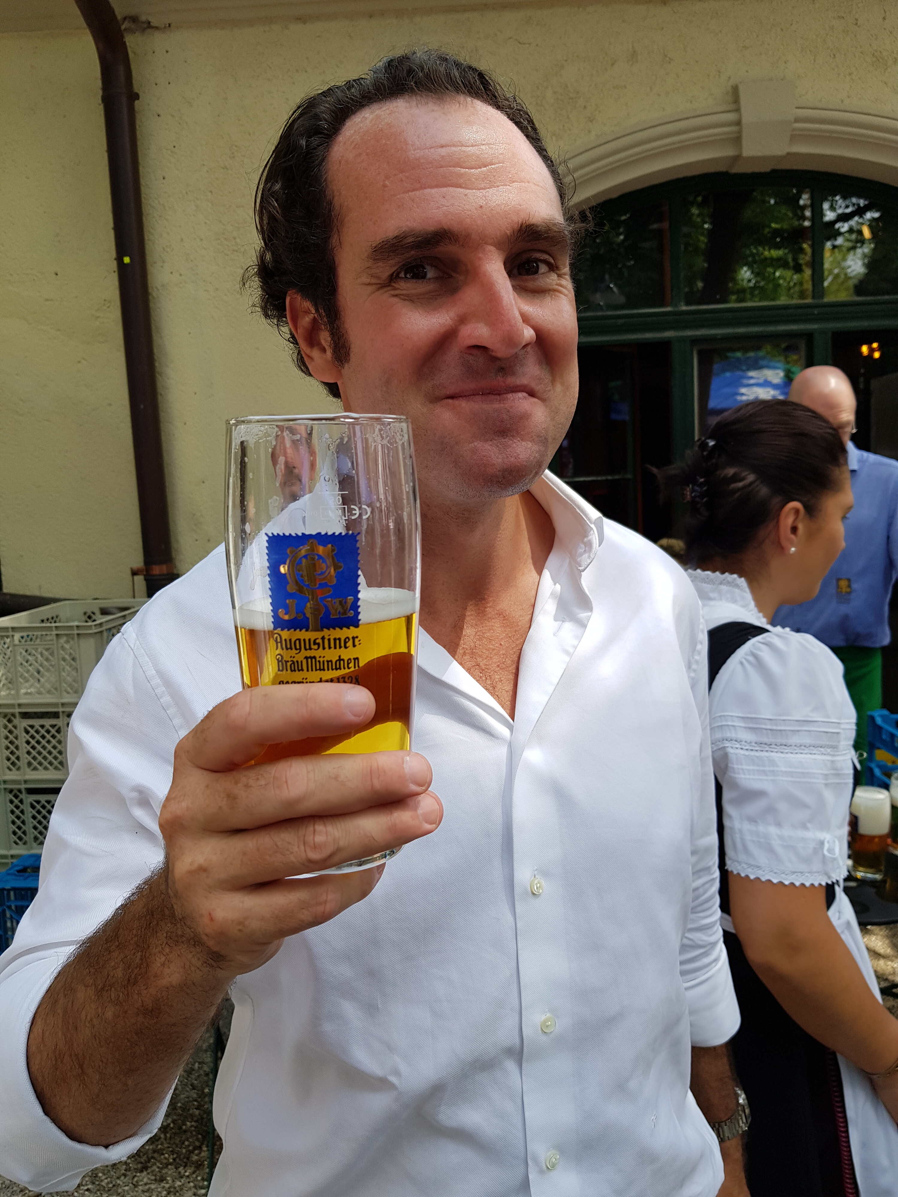 "Rechts der Isar"-Alpha-Arzt: Dr. Dominik Pförringer "Rechts der Isar"-Alpha-Arzt: Dr. Dominik Pförringer