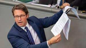 Smarter Bundesminister Andreas Scheuer.